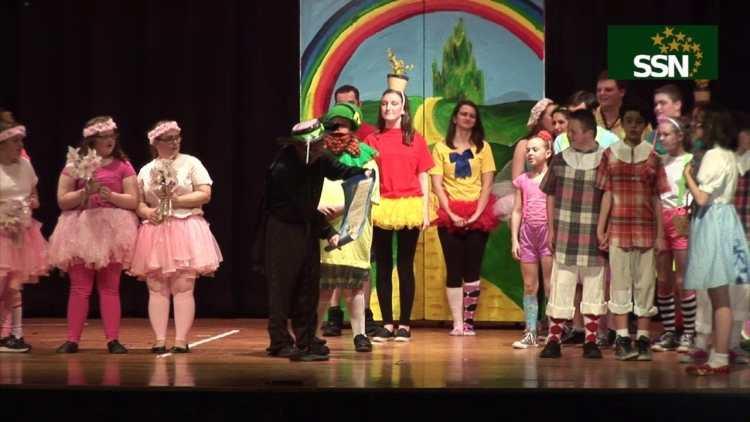 Shining Stars "Wizard" Goes Hollywood