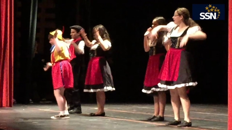 Andrew Performs &quot;I've Got No Strings&quot;